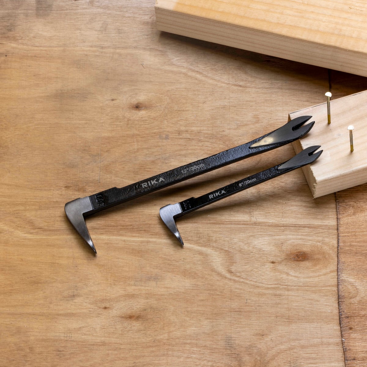 Rikä 2-Piece Nail Puller Set | 8in and 12in Carbon Steel Pry Bars